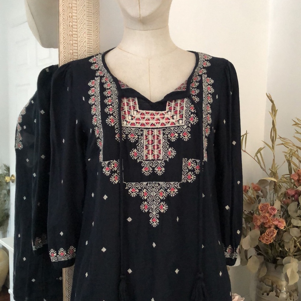 Anthropologie Vanessa Virginia Broadery top